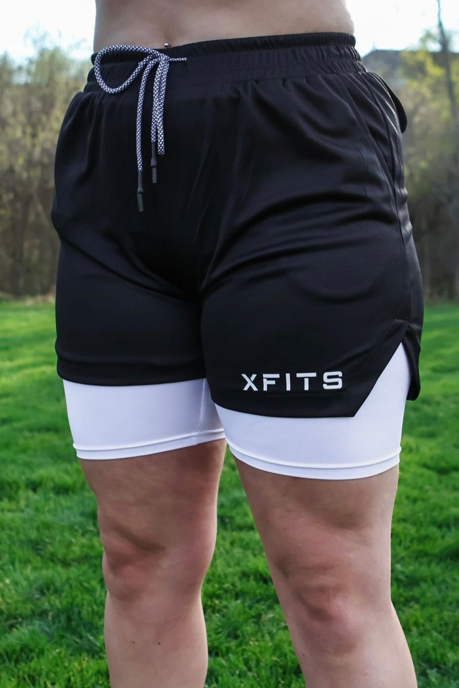 BLACK COMPRESSION SHORTS