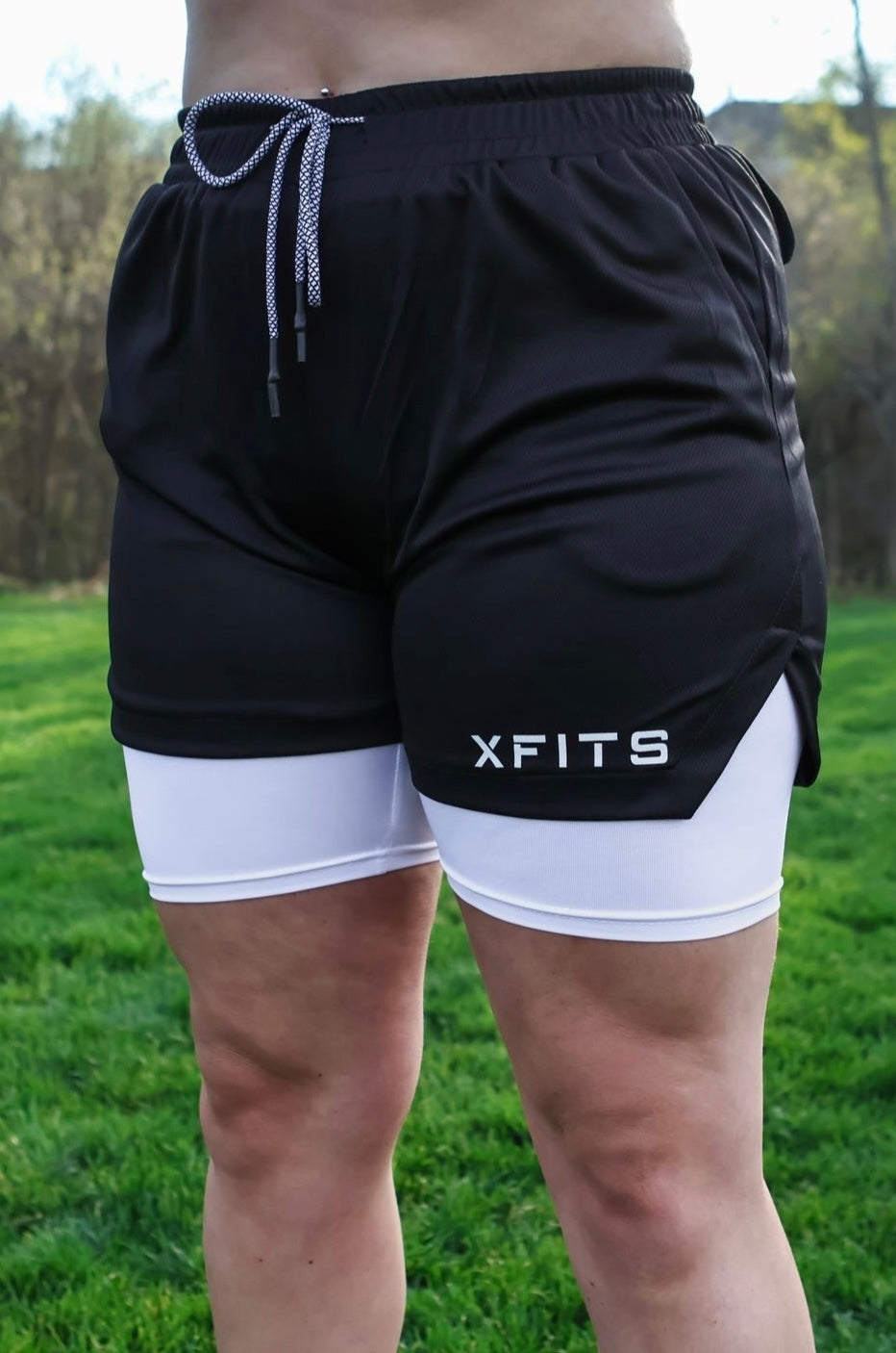 BLACK COMPRESSION SHORTS